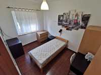 Quarto Individual em Oeiras