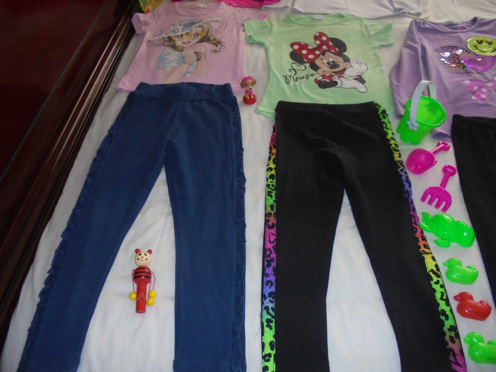 lote de roupa de menina os 3 livros