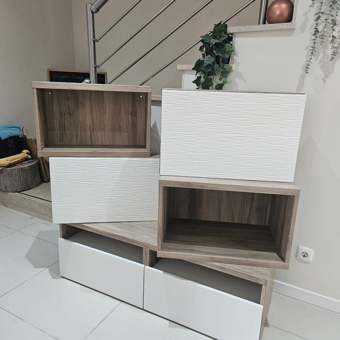 Módulos ikea parede