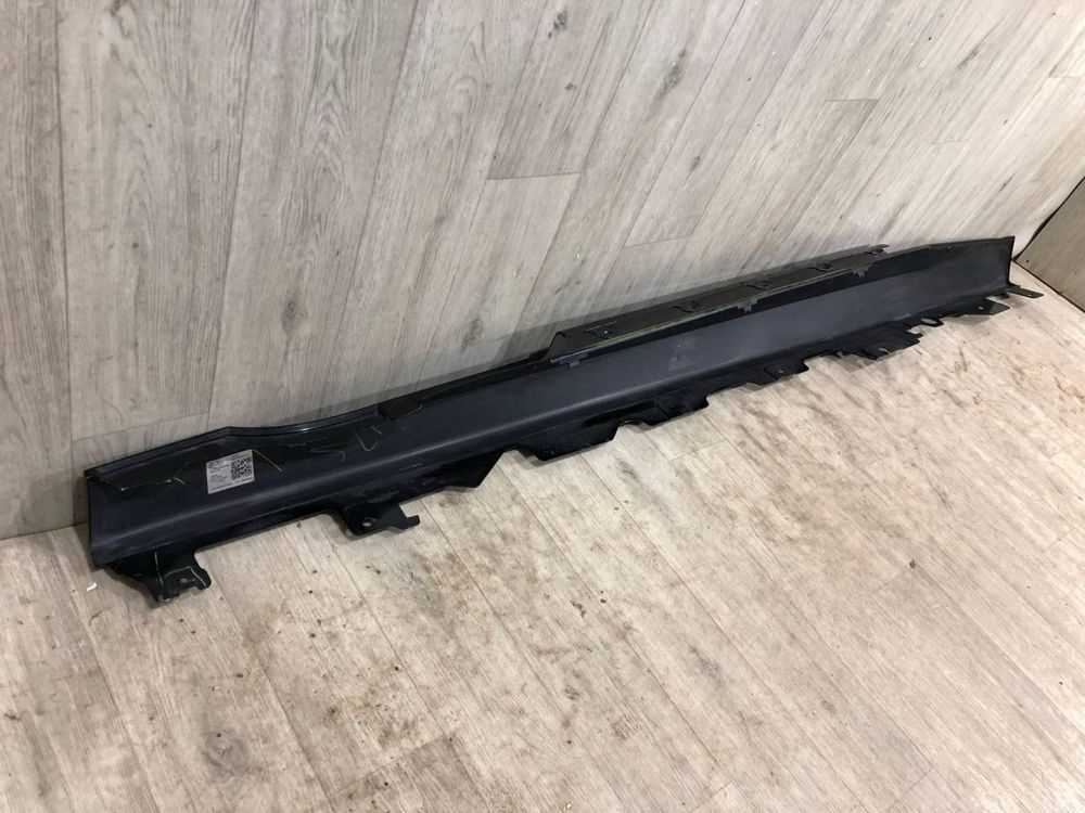 Порог правый BMW 2 G42 M paket ( 2021 - 2024 ) накладка 5117-8495042
