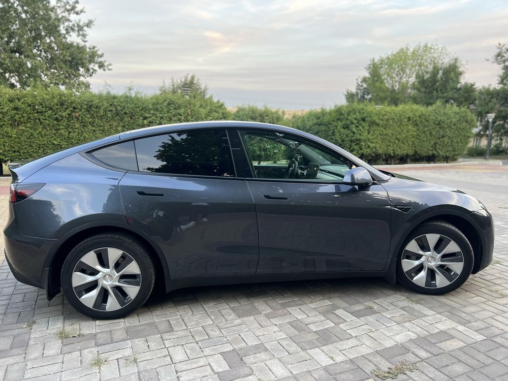 Tesla Y Long Range 82 kWh Dual Motor (534 к.c.) AWD