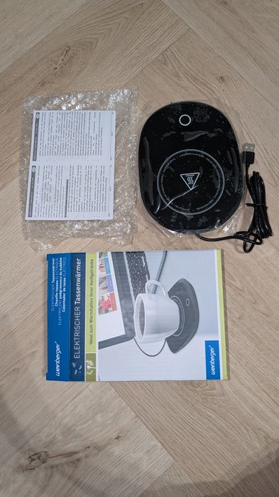 Elektryczny podgrzewacz do kubków marki Weinberger