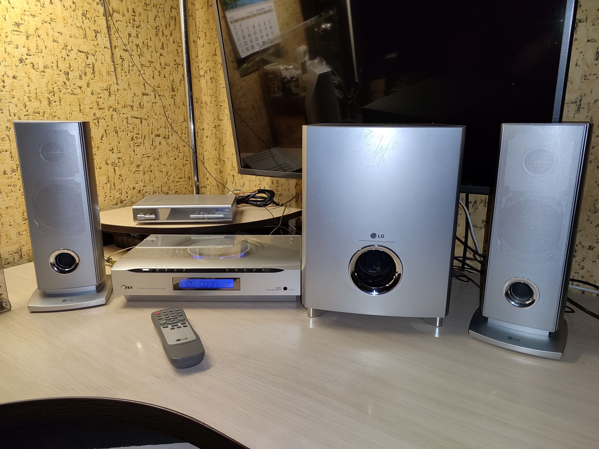 Музичний центр LG,HI-FI SYSTEM FFH-S198