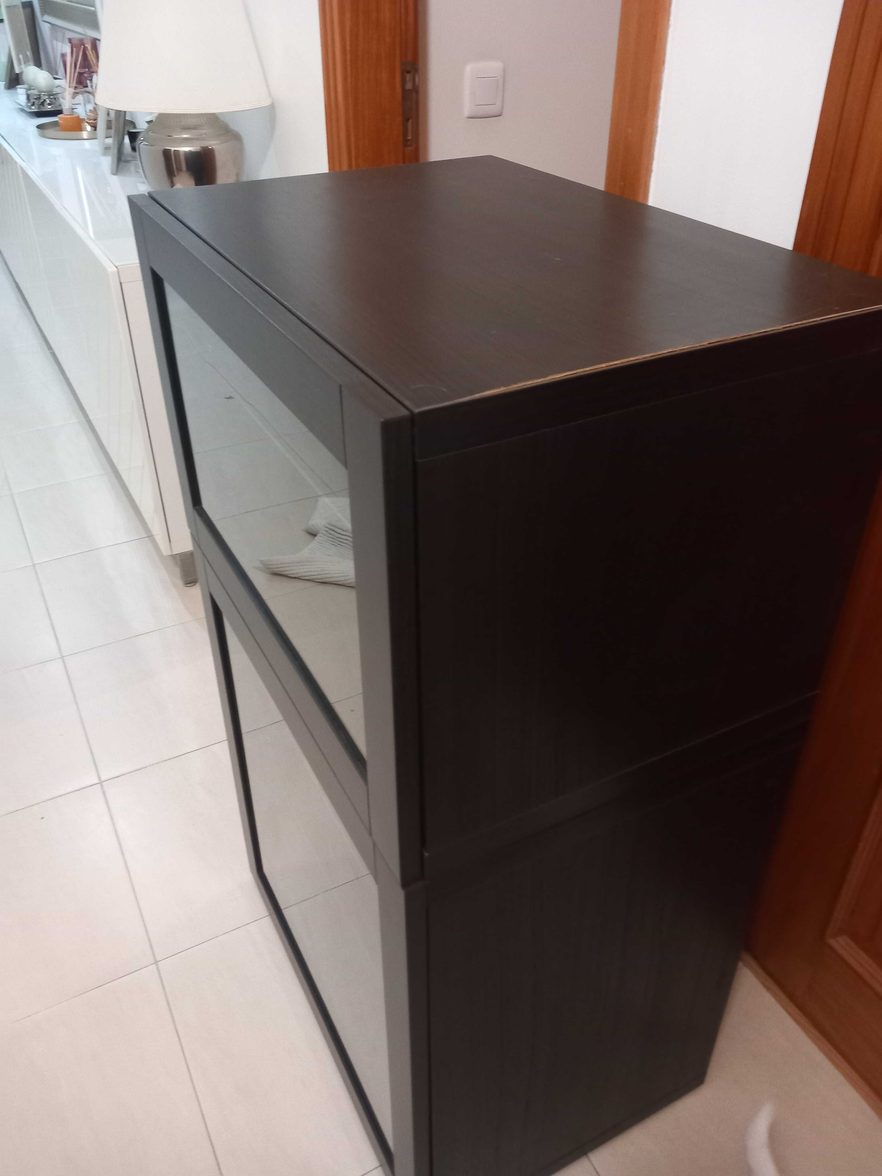 Movel Besta com porta vidro 1,02x60