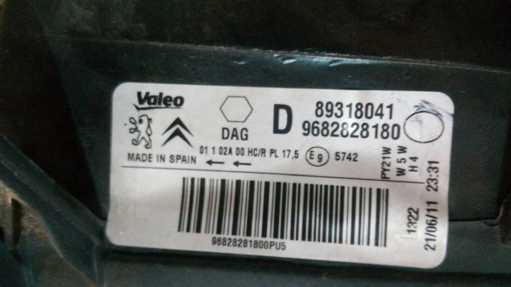 Фара правая Citroen Berlingo 2007-2012 9682828180 89318041