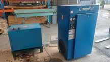 Kompresor śrubowy, sprężarka 3000L/min 22kW + osuszacz