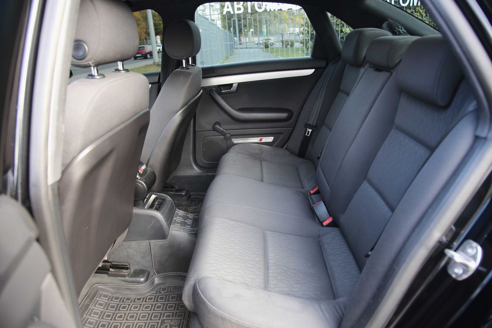 Продам Audi A4 2005
