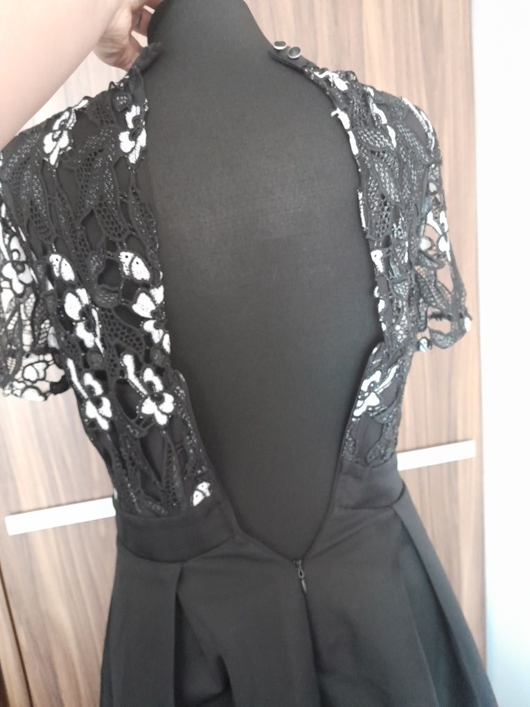 Elegancka dłuższą Czarna sukienka midi krótki rękaw S 36