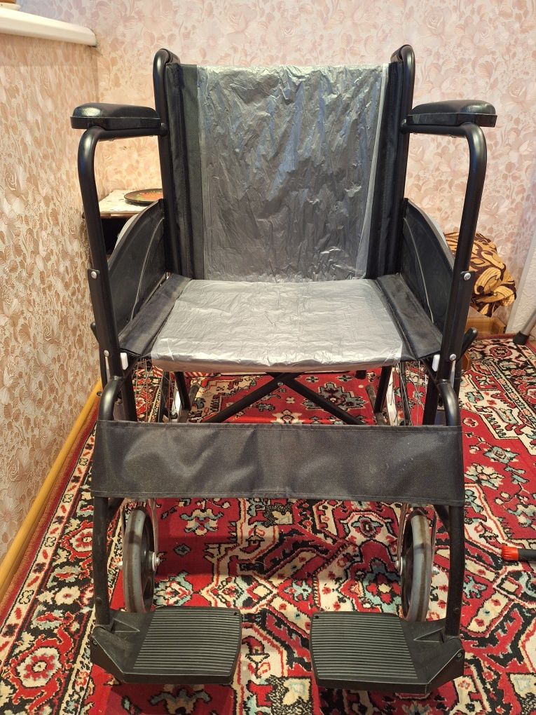 Инвалидная коляска