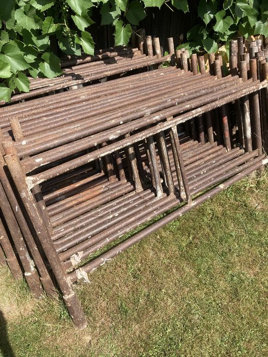 Rusztowanie warszawskie  "WYNAJEM RUSZTOWANIA"