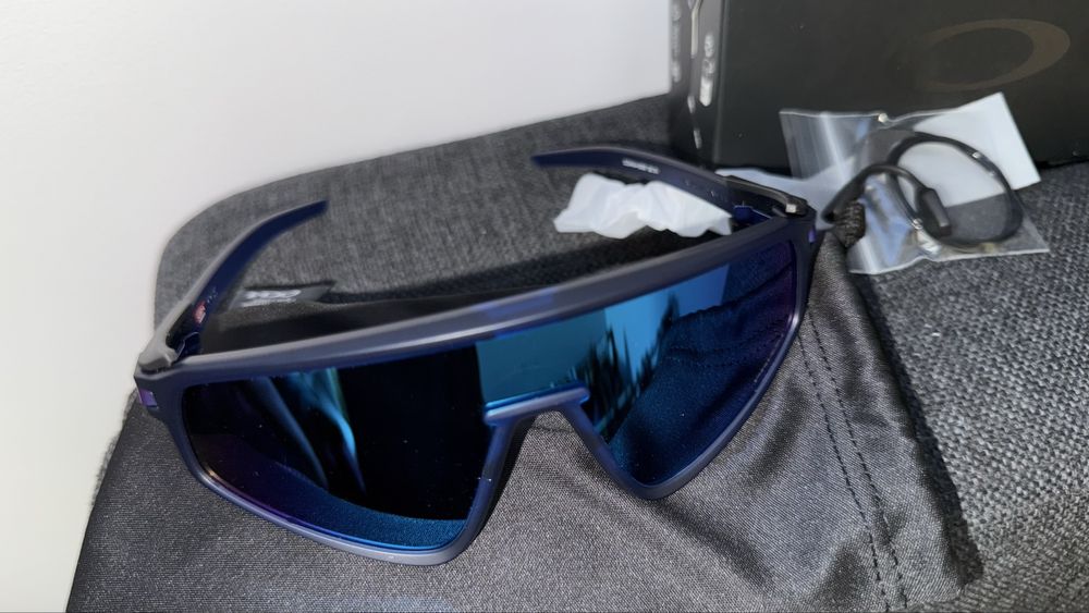Nowe okulary OAKLEY Latch Panel - 100% oryginał