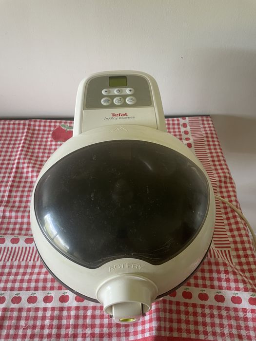 Fritadeira ar quente TEFAL