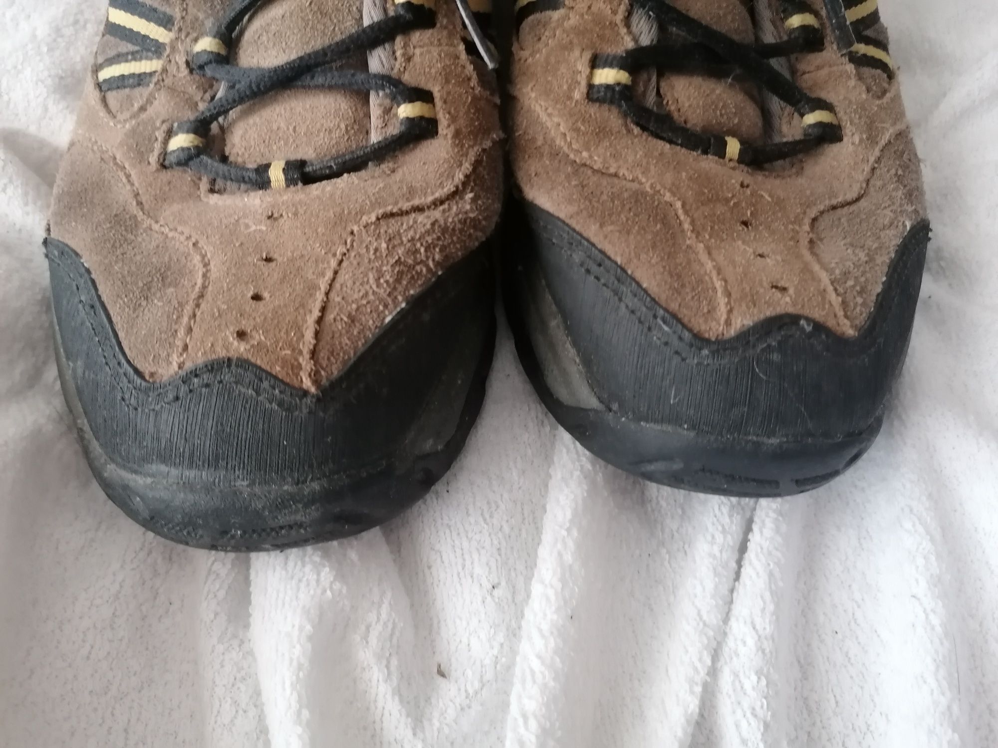 Merrell, nº 41 castanhos