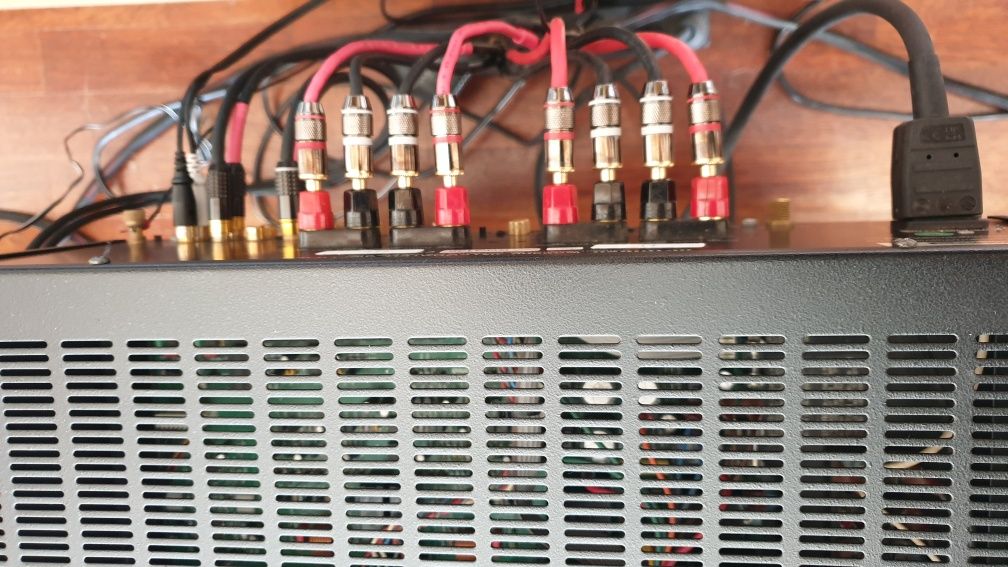 Amplificador Mcintosh MA6500