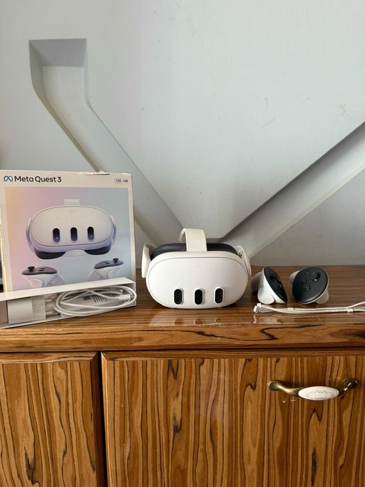 Gogle Meta Oculus Quest 3 128GB VR wirtualna rzeczywistość Okulary