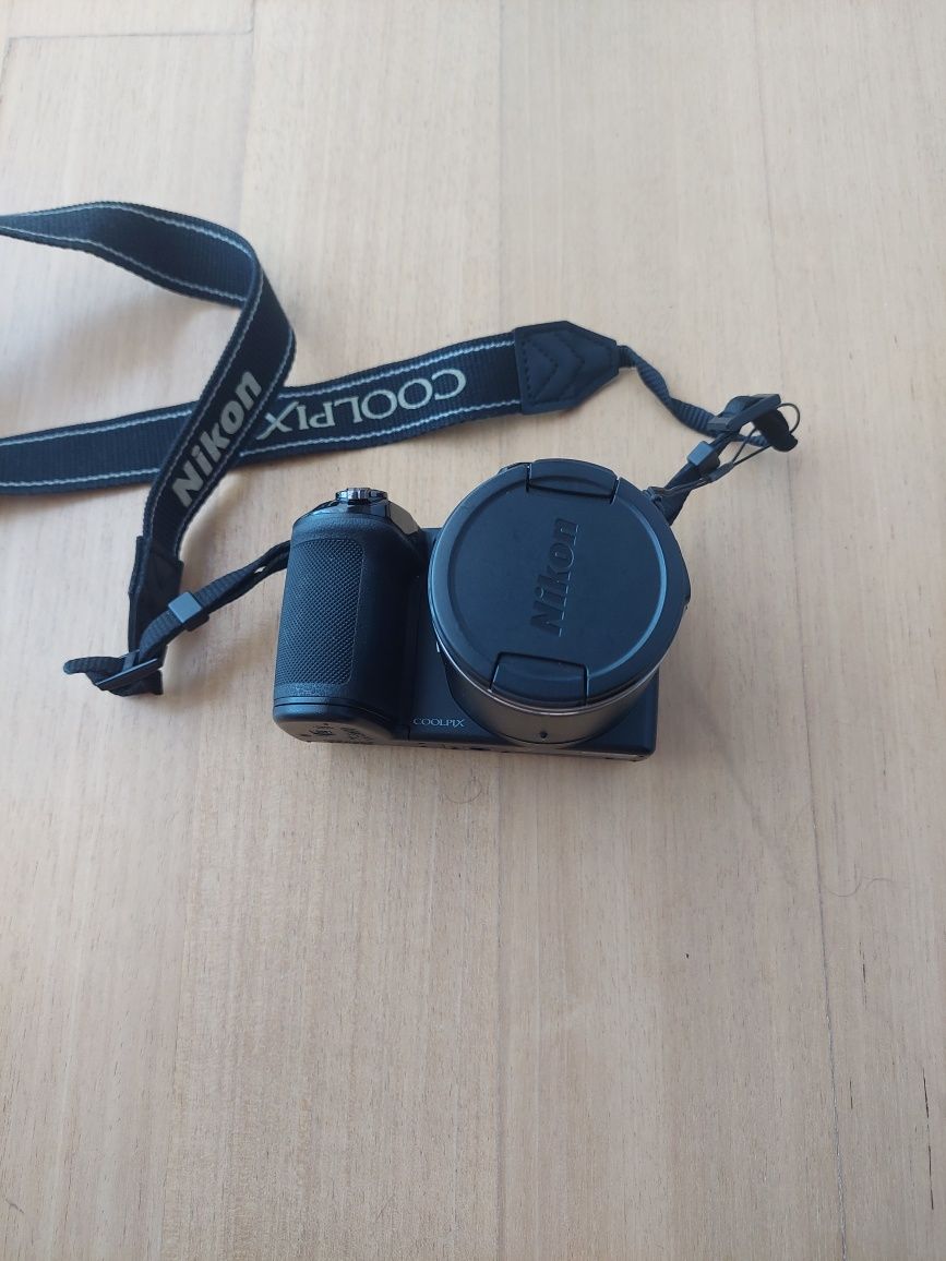 Máquina fotográfica Nikon coolpix L840