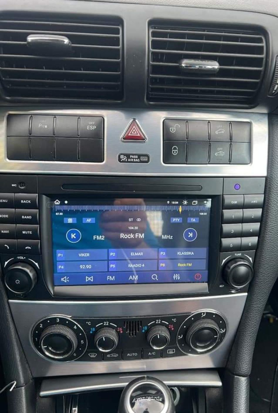 Rádio Android 12 com GPS Mercedes W203/W209/CLC (Artigo Novo)