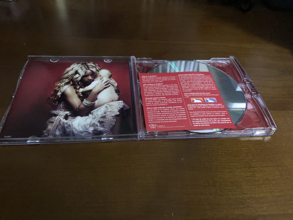 Shakira Fijación Oral vol.1 (USA dual disc)