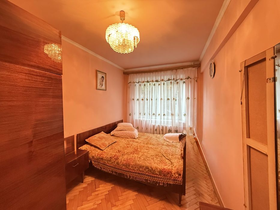 Продаж квартири на Східному масиві