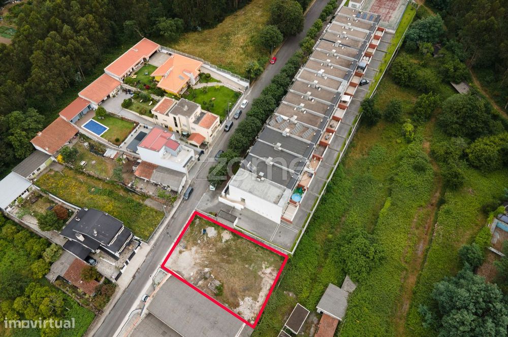 Terreno Urbano Possibilidade Para Moradia 4 Frentes