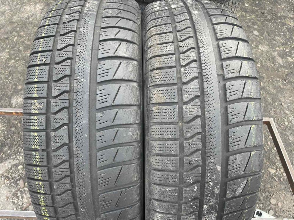 Шини  205/70 R15 Vredestein 5,8-5,5мм 205 70 15