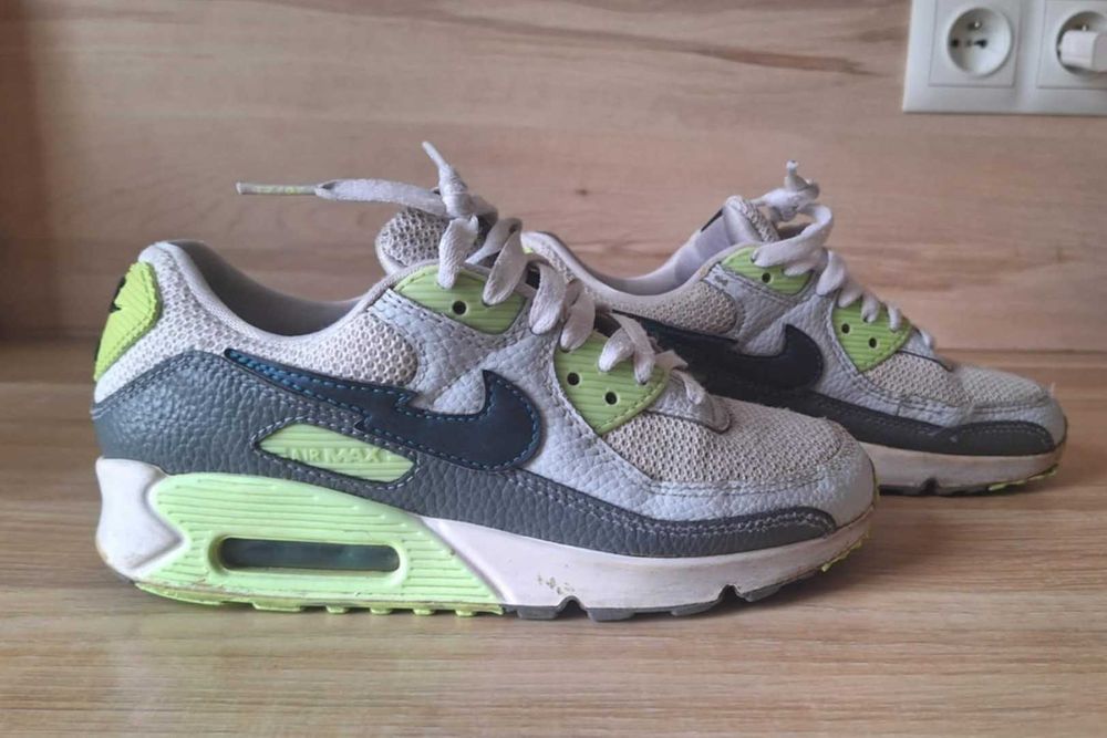 Buty męskie Nike Air Max 90 r. 36.5 (23,5 cm) sneakersy sportowe