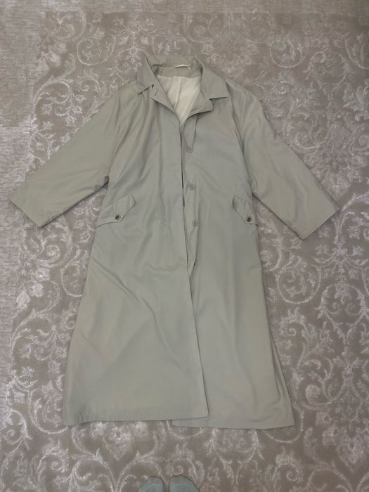 Жіночий тренч довгий