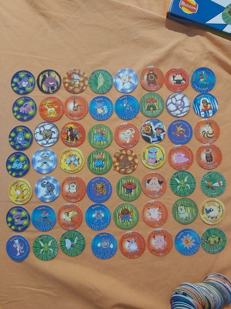 Tazos e caderneta pokemon anos 90