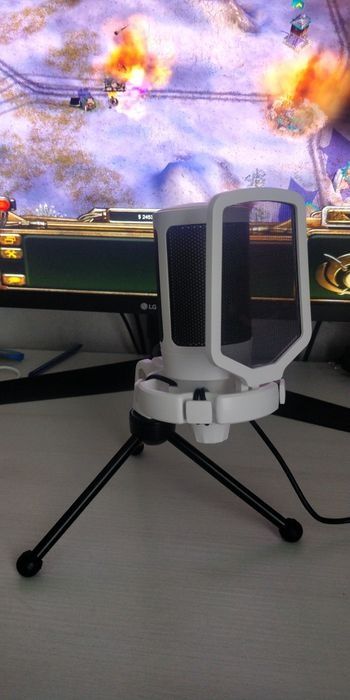 Новий RGB Мікрофон Fifine A6V AMPLIGAME