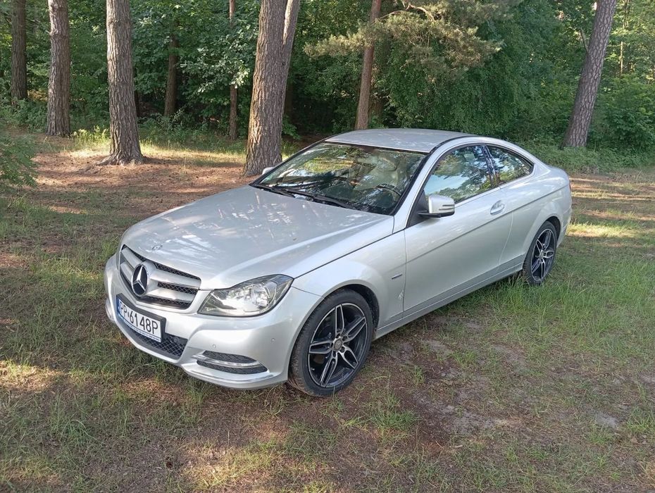 Mercedes-Benz Klasa C Mercedes-Benz Klasa C 180 Coupe BlueEff