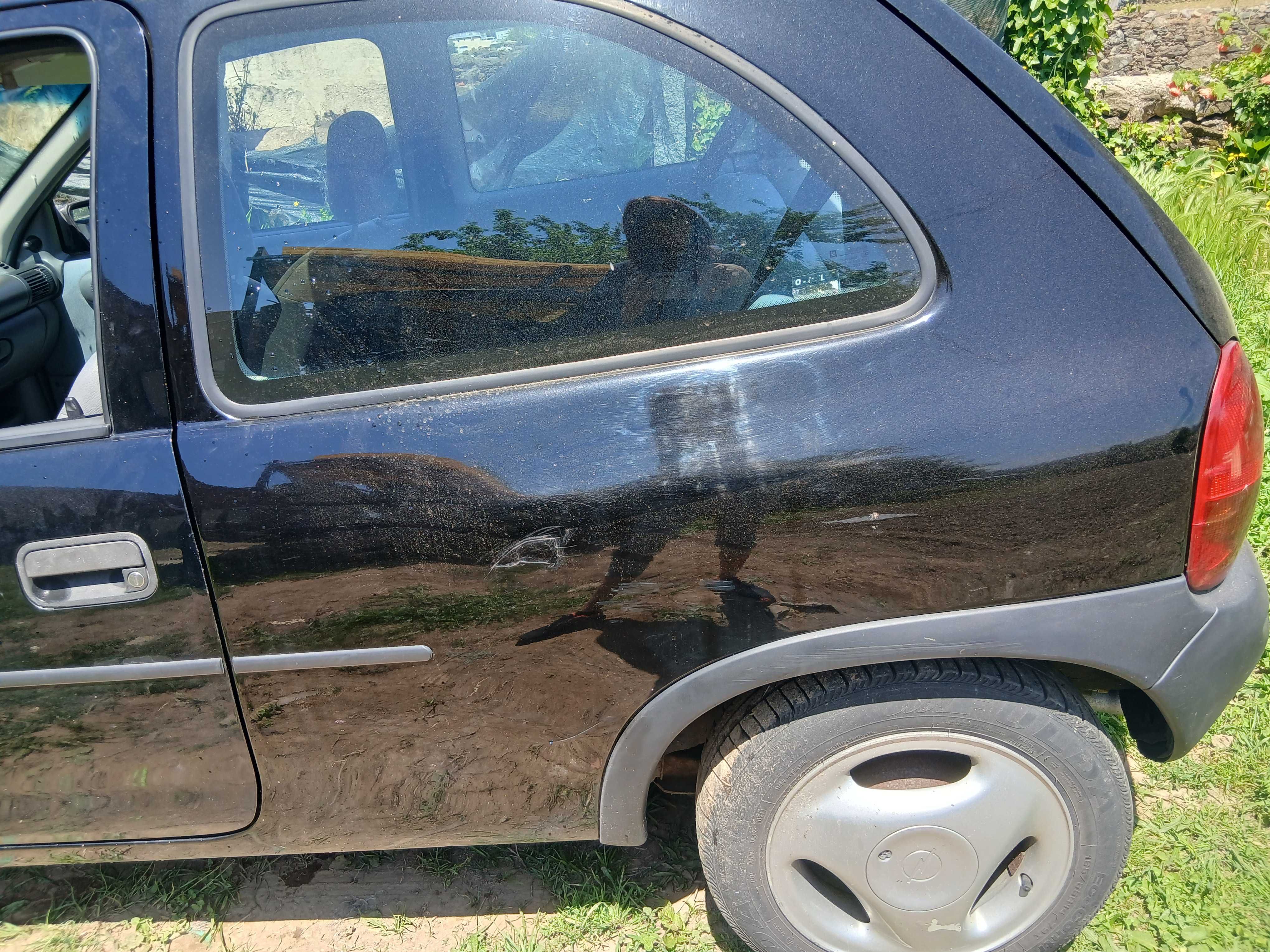 Vendo opel corsa b 1200
