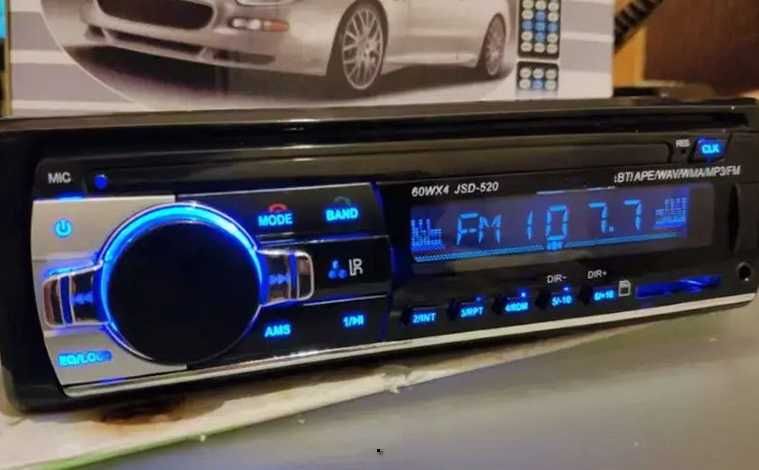 Автомагнитола 1DIN с Bluetooth USB/SD, AUX громкая связь