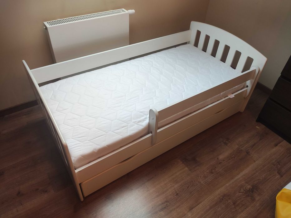 Łóżko dziecięce 160×80 cm z materacem premium FDM DINO. Warto!