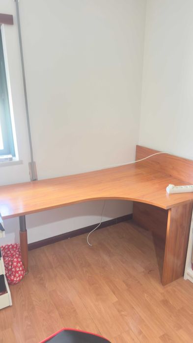 Mesa escritório como nova