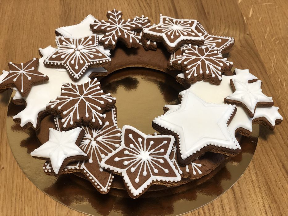 Wieniec piernikowy, pierniczki, pierniki