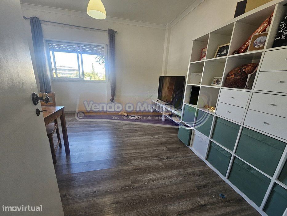 Apartamento T2 em Benavente (B608)