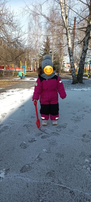Комбінезон на дівчинку