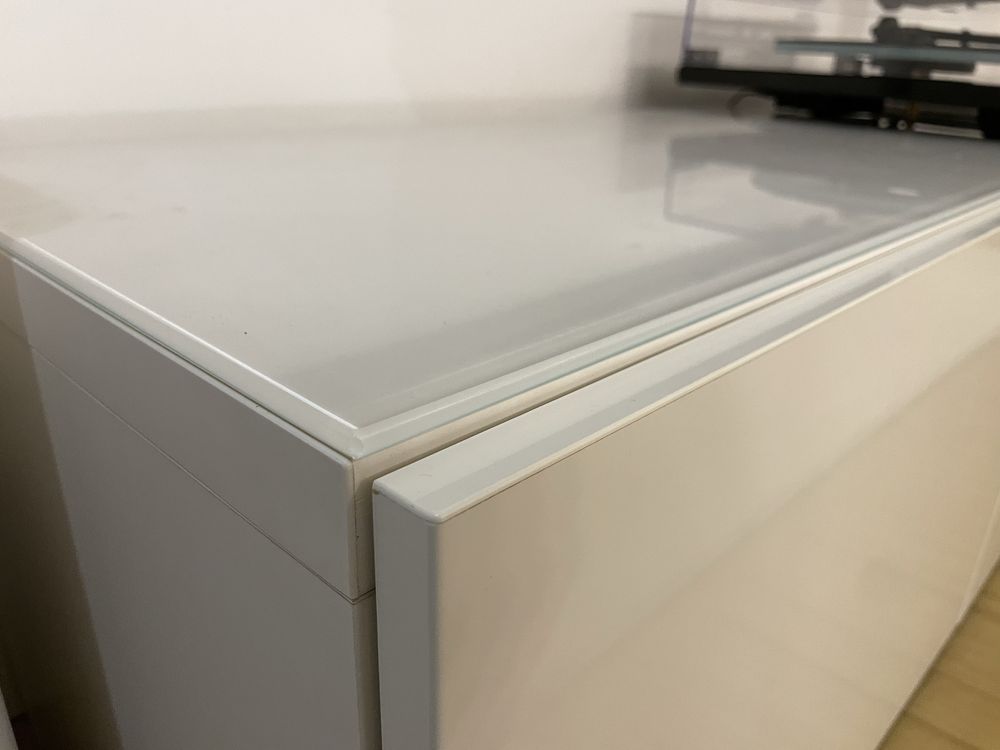 Movel IKEA BESTÄ - excelente estado