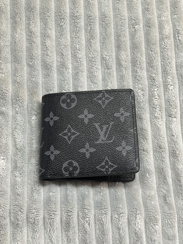 Carteiras Louis Vuitton e Dior