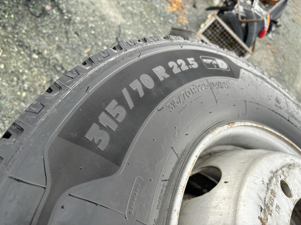 Kola opony felgi 315/70/22,5 michelin x multi naped