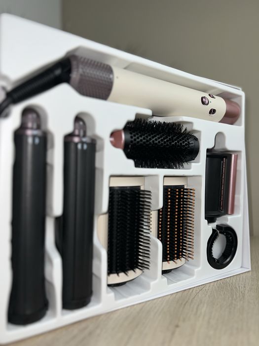 Dyson Airwrap HS05 Sakura — стайлер 6 насадок для волосся