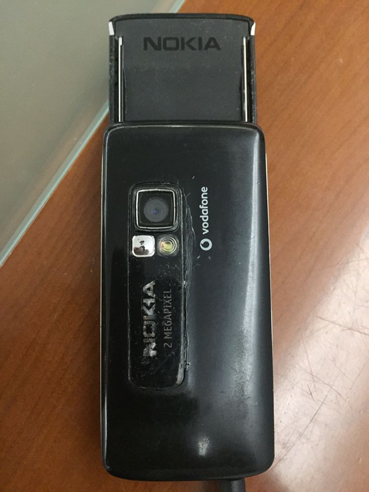 Nokia 6288 com carregador