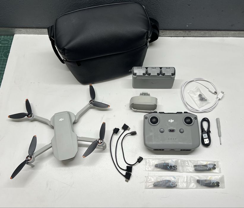 DJI Mini 2 com acessorios