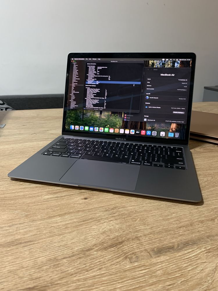 MacBook Air 13 M1 8/256Gb Space Gray 2020 б/у ноутбук