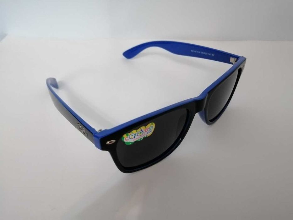 Солнцезащитные женские очки с линзой полароид Ray Ban Wayfarer