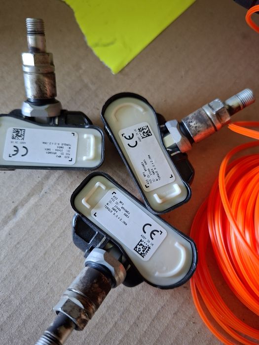 Czujniki Czujnik ciśnienia TMPS Oryginalne Opel Astra J Corsa D E Insi