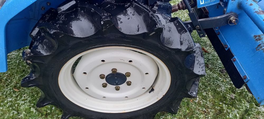 Traktor Iseki SIAL 17
