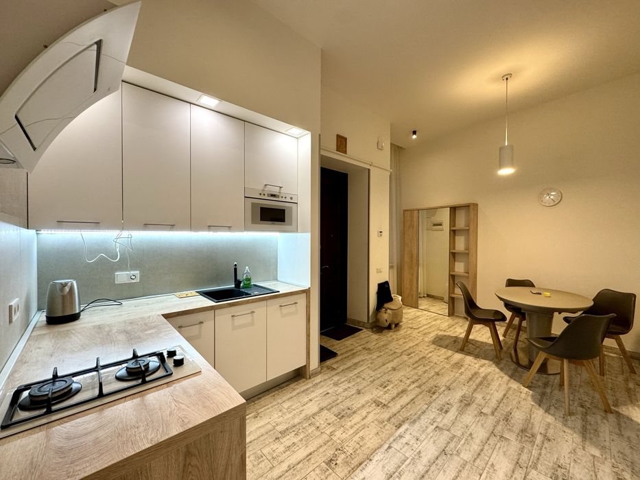 Оренда 1-кім квартири + кухня студія| ЦЕНТР ЛЬВОВА| проспект Свободи