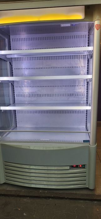 Sprzedam regał -witrynę  chłodzący w bardzo dobrym stanie firmy FRIGOG