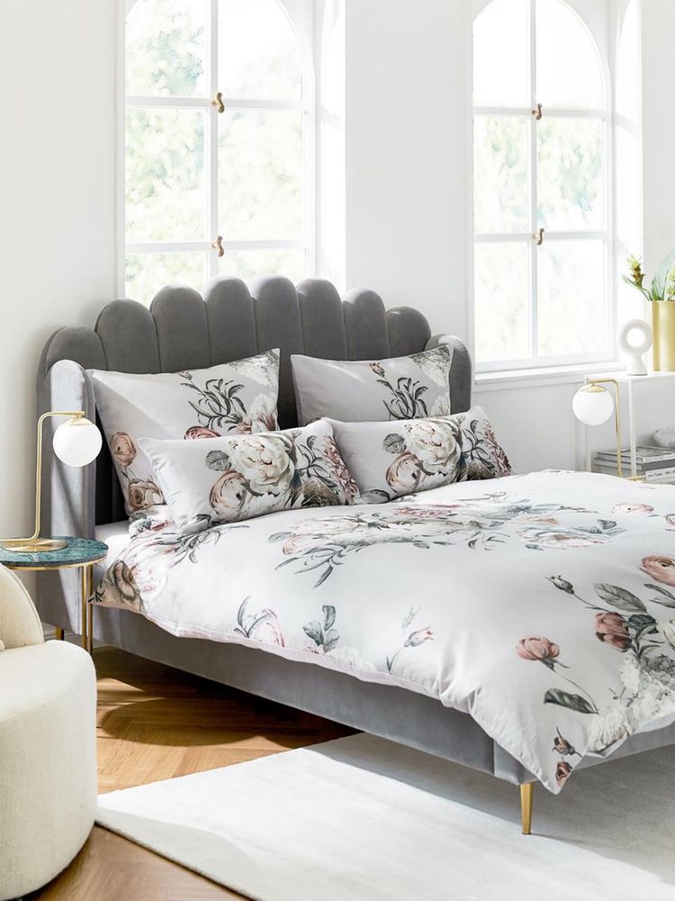 Łóżko tapicerowane z aksamitu Glamour 180x200 westwing